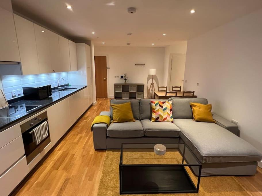 Modern 2 Bed - Olympic Park Stratford Lägenhet London Exteriör bild